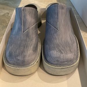 Maison Margiela MM6 white painted mules/clogs calf leather round toes sz 9 NEW